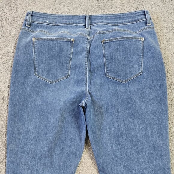 Chico's Perfect Stretch Girlfriend Slim Leg Ankle Jeans Medium Wash Capsule - Picture 5 of 9